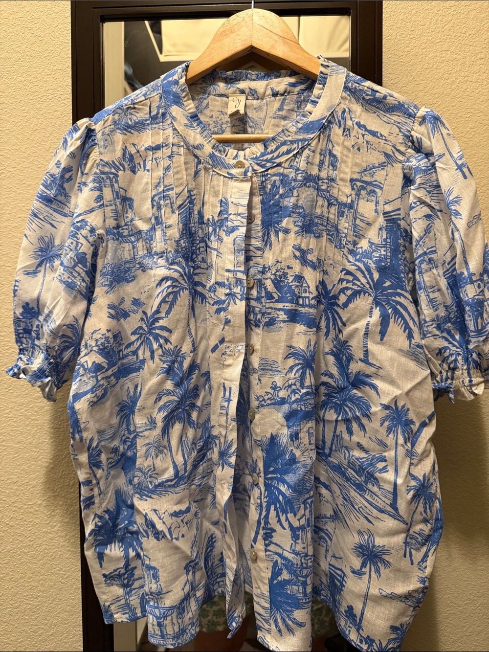 Jolie Blue Palm-Print Short Sleeve Button-Front Shirt